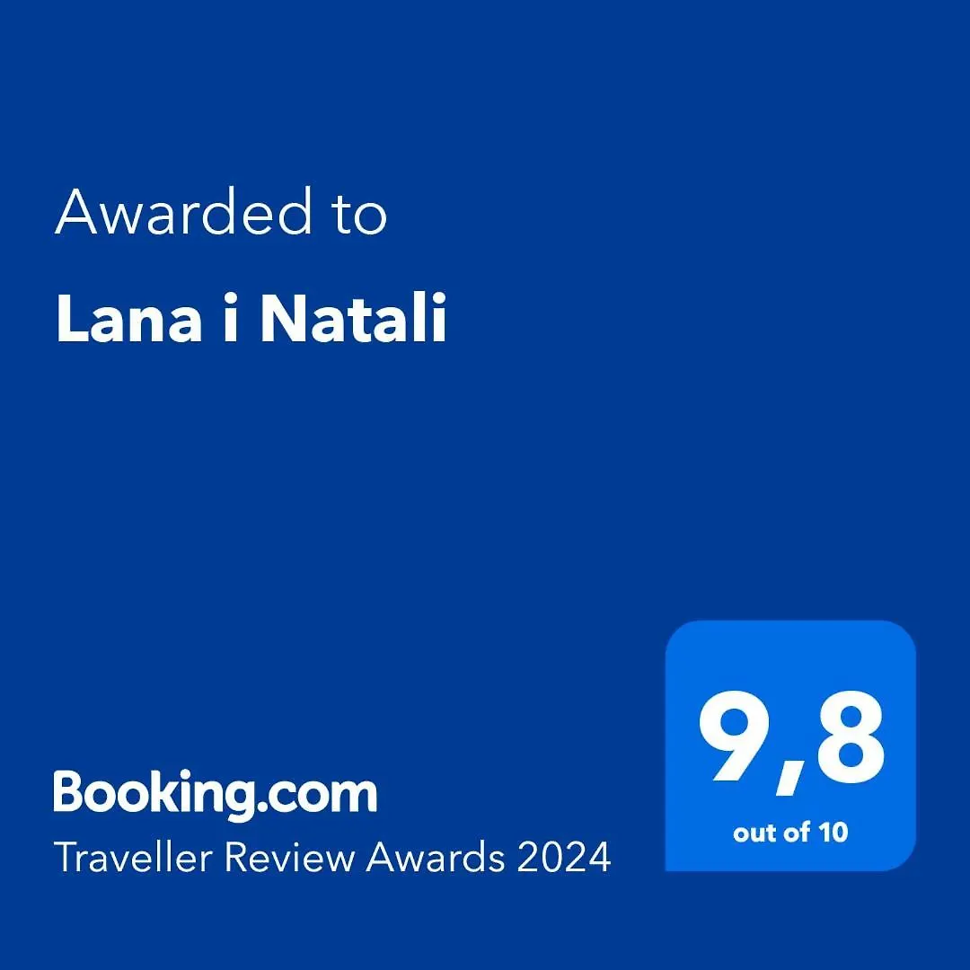 Lana I Natali Apartment Kastela
